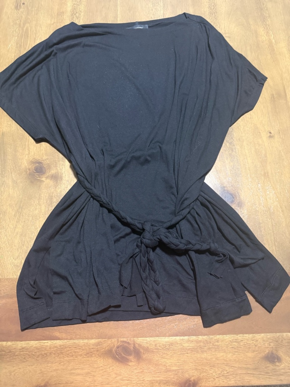 Karen Kane Black Tie-Front Tunic Top